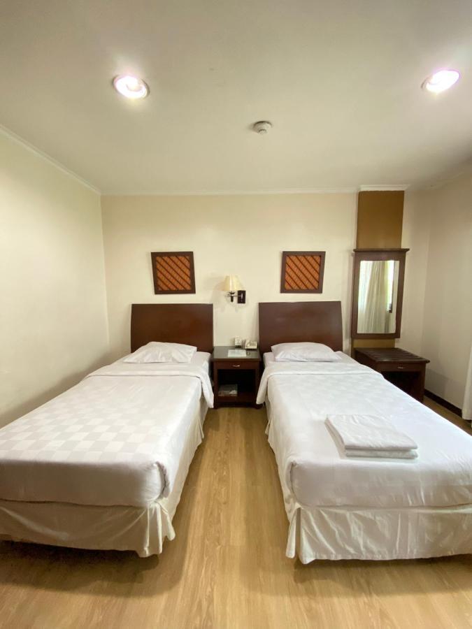 Cipta Hotel Wahid Hasyim Jakarta Exterior photo