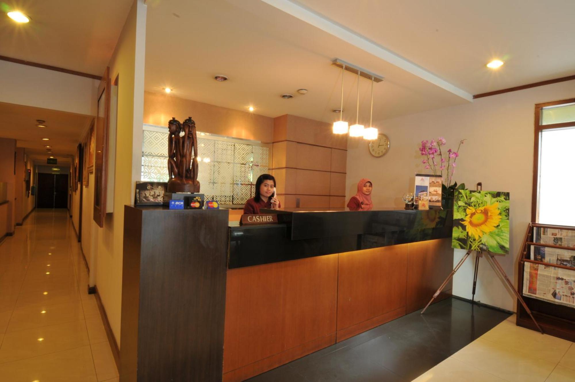 Cipta Hotel Wahid Hasyim Jakarta Exterior photo