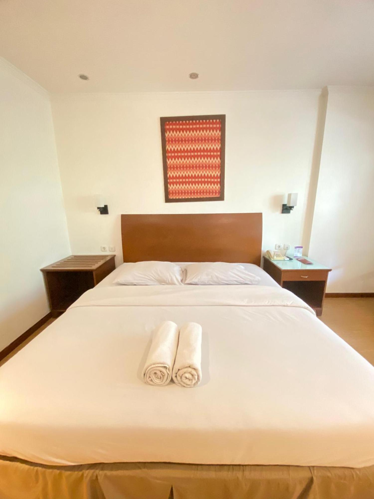 Cipta Hotel Wahid Hasyim Jakarta Exterior photo